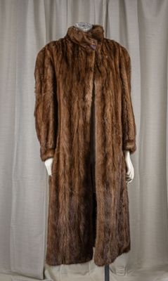 ANONYME Manteau en vison pastel, col montant, simple boutonn… - Photo 1