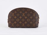 louis vuitton cosmetic case in monogram canvas
