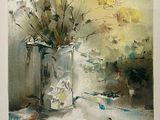 une peinture de fleurs dans un vase en verre sur une table