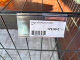 a label on a wire cage that says cage place for cremes