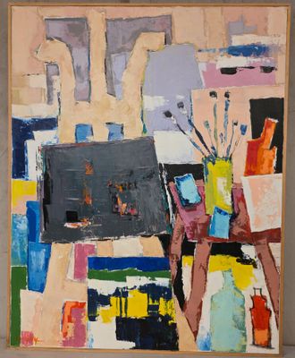 peinture abstraite représentant un vase de fleurs posé sur une table devant un téléviseur