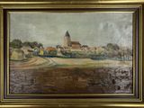 une peinture à l'huile représentant une scène de campagne avec une église au loin