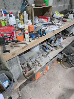 Lot de taloches et accessoires, delta MS, grillage enduit, 2…