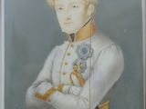 portrait d'un jeune homme en uniforme militaire, muni d'une épée