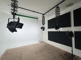 a room that has a lot of lights in it