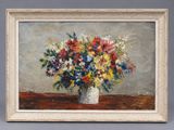 une peinture à l'huile représentant un vase de fleurs sur une table