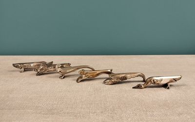 Georges BEAL (1984-1969) Suite de 6 porte-couteaux zoomorphe…