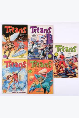 trois livres pour enfants sont alignés sur une surface blanche