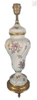Pied de lampe en porcelaine torsadé (photo 2)