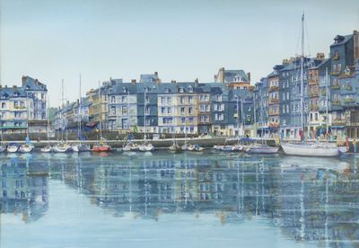 une peinture de bateaux dans un port avec des bâtiments à l'arrière-plan