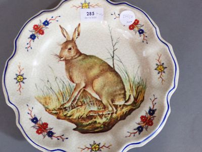 une assiette sur laquelle est représenté un lapin