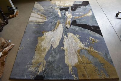 a rug that is on the floor in a room