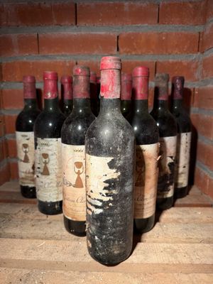 12 bouteilles Château CLERC-MILON, 5° cru Pauillac 1975 (ea,…