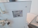 a machine that is sitting on a table in a room