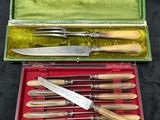 cinq couteaux dans un étui et un couteau dans l'étui