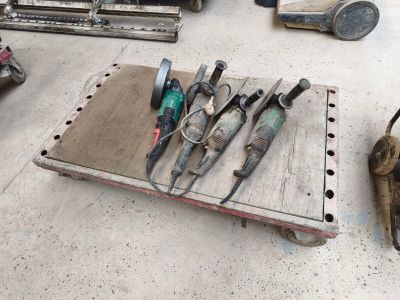 a lot of tools that are sitting on a table