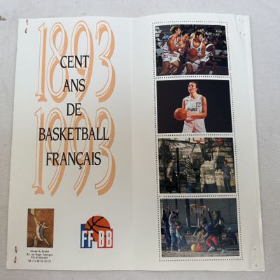 une image représentant un livre sur lequel figurent des photos de joueurs de basket-ball