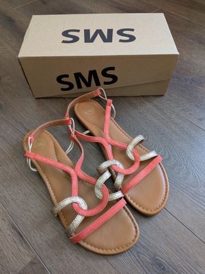 Paire de chaussures de marque SMS