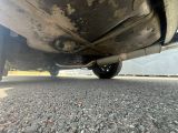 un gros plan sur l'arrière d'une voiture