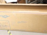 a box that is sitting on the floor in the room