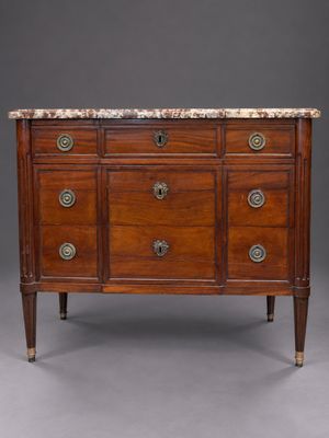 a george ii mahogany chest of drawers with marble top