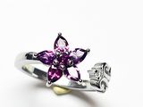 bague en argent sterling avec un amethorate et une fleur d'amethorate