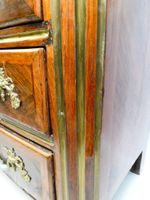 Elegante commode d'époque Louis XV, en marqueterie de bois d… (photo 6)