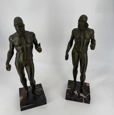 2 scultpures en résine représentant les guerriers de Riace, …