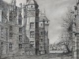 dessin représentant un vieux bâtiment avec une tour horloge au centre