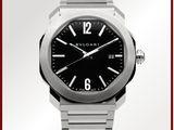une image d'une montre en gros plan sur fond blanc