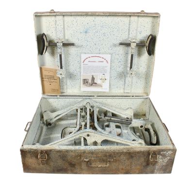 Appareil de respiration artificielle - Docteur COT