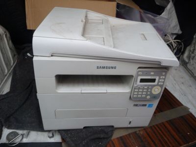 - 1 imprimante SAMSUNG Modèle SGX-4729FW (HS)