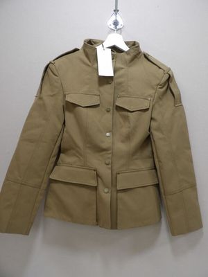 Taille S : Jolie veste ZARA style militaire, en beige camel,…