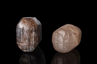 Paire DE Sceaux EN Pierre Babyloniens Avec SCÈNes Cultuelles…