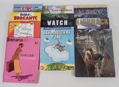 plusieurs livres pour enfants sont alignés sur une surface blanche