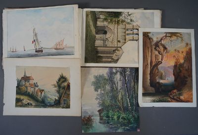de nombreux tableaux accrochés aux murs de cette pièce
