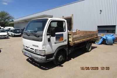 Nissan Cabstar Benne - Utilitaire robuste et performant