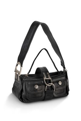 sac à main en cuir noir sur fond blanc, avec une zone de découpe pour le texte