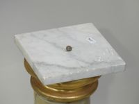 Sellette-colonne, le fût en marbre, le chapiteau corinthien … (photo 5)