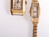 une paire de montres-bracelets pour femme et une montre-bracelet pour femme