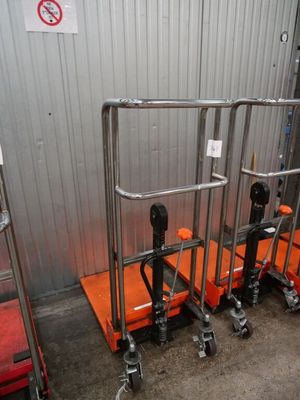 1 Gerbeur Manuel Capacite 150kg, A Plateau
