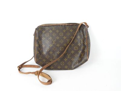 louis vuitton cross body bag