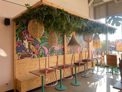 2 meubles banquette en pin + dos et ciel grillage