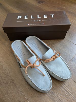 Paire de chaussures de marque PELLET