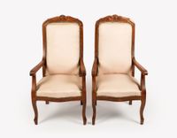 Paire de fauteuils d'enfant en bois naturel mouluré et sculp…