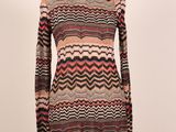 robe de femme sur un mannequin mannequin mannequin mannequin mannequin mannequin mannequin mannequin mannequin mann