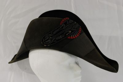 Chapeau bicorne de commissaire aux grains, feutre taupé noir…