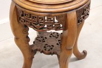 Sellette porte pot quadripode en bois dur sculpté ajouré, en… (photo 2)
