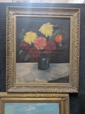 tableau représentant un vase de fleurs posé sur une table, à côté d'un tableau représentant un vase de fleurs posé sur une table