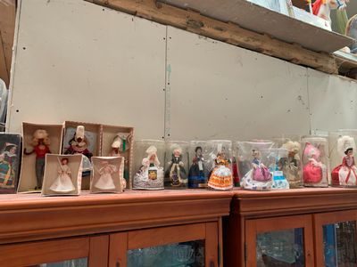 Lot de poupées dont Peynet